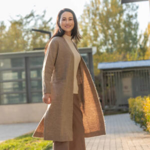 Portrait of asian businesswoman walking in street
